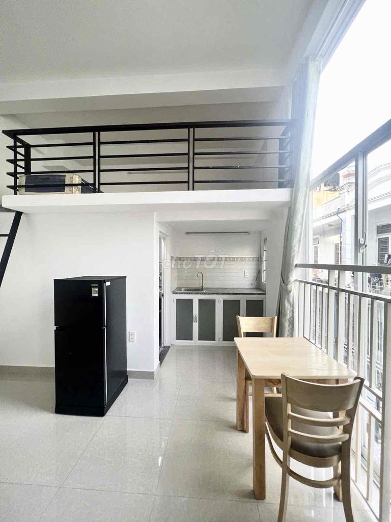 Duplex gần 40m2 - Ban Công -Full Nội thất -Nguyễn Văn Trỗi -phú nhuận