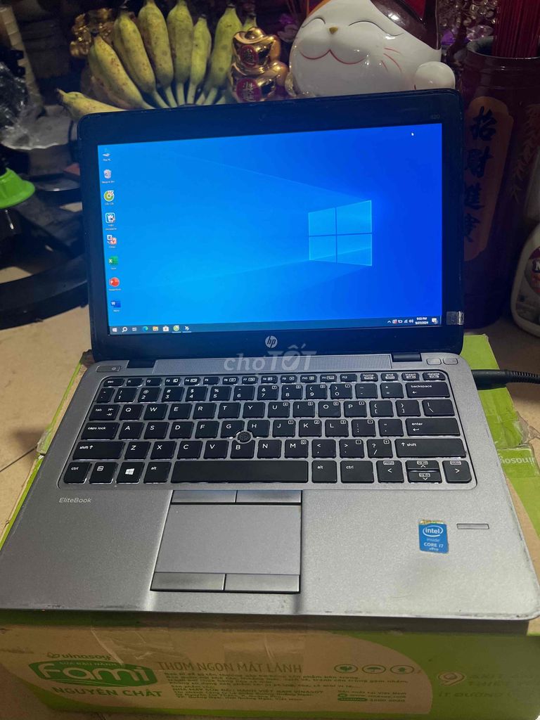 HP 820 G2 I7 5600 RAM 8GB SSD 120GB 12.5inch