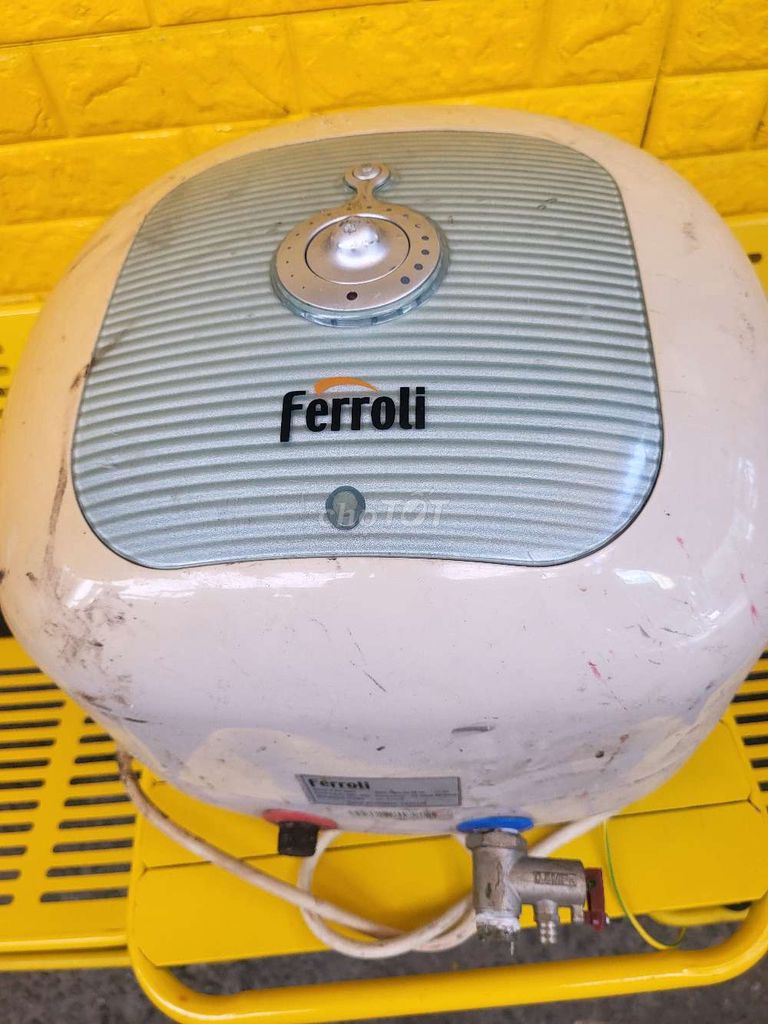 Bình nóng lạnh Ferroli Cubo 15 lít. Mua bán Thiết bị vệ sinh, nhà tắm tại Quận Thanh Khê Đà Nẵng được đăng bởi Khánh hình 1