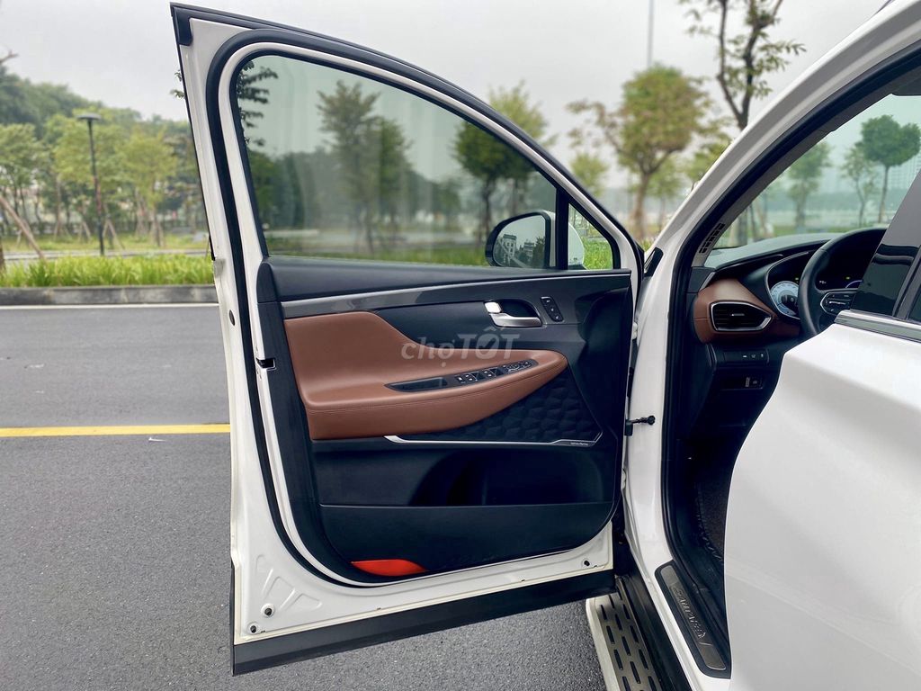 Bán xe Hyundai SantaFe Dầu Cao cấp 2.2L HTRAC 2021. Mua bán Ô tô tại Quận Lê Chân Hải Phòng được đăng bởi Bùi Anh Thư hình 4