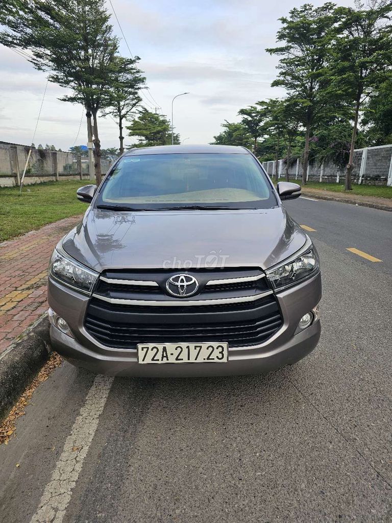 Toyota Innova 2017 2.0E - 140 km