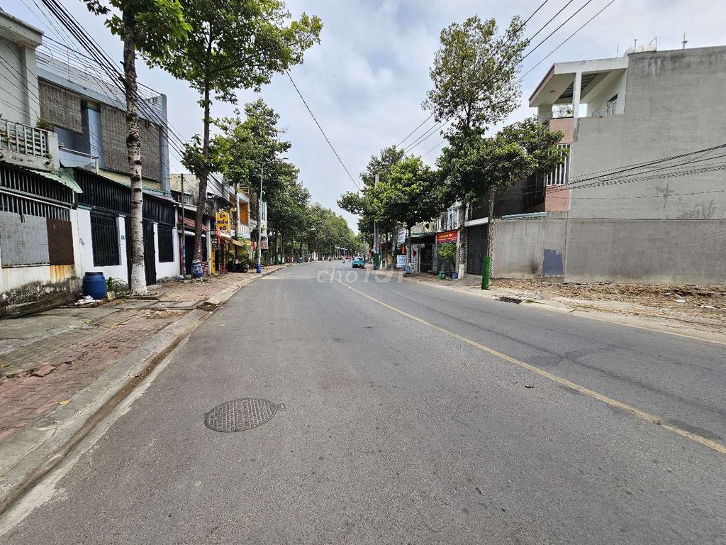 Đất mặt tiền Nguyễn Hữu Cảnh gần chợ Đông Hòa Tp. Dĩ An. Mua bán Đất tại Thành phố Dĩ An Bình Dương được đăng bởi  Hậu Trần Bđs  hình 5