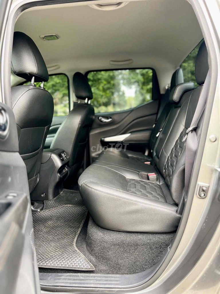 Nissan Navara 2021 VL 2.5 AT 2WD - 37000 km. Mua bán Ô tô tại Quận Tân Phú Tp Hồ Chí Minh được đăng bởi Thuý Thanh hình 4
