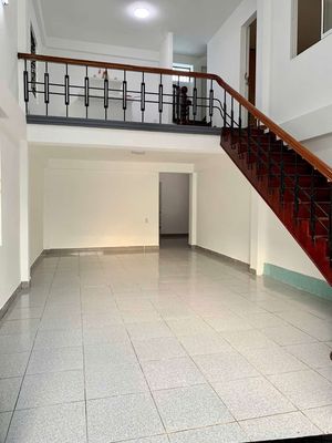 Аренда · 3 комн. · 100 м² · Quận Liên Chiểu, ул. Đường Nguyễn Văn Cừ