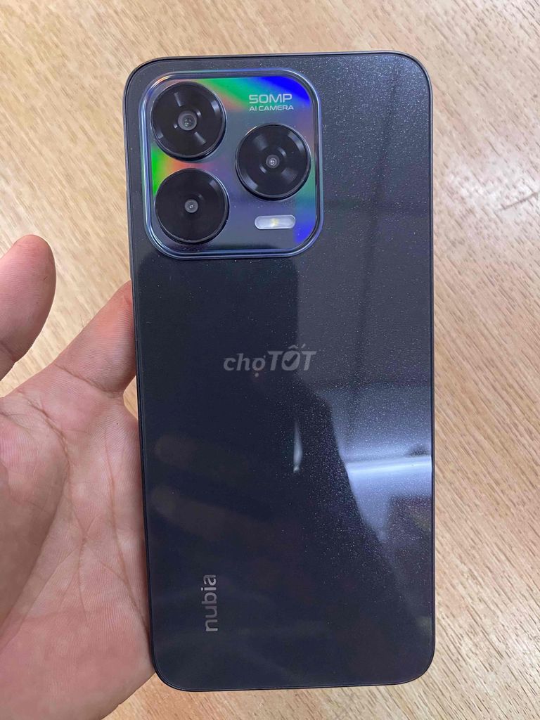 Nubia V70 gam8/128Gb nguyên đẹp 99. Mua bán Điện thoại tại Huyện Đức Hòa Long An được đăng bởi Minh Ngọc hình 1