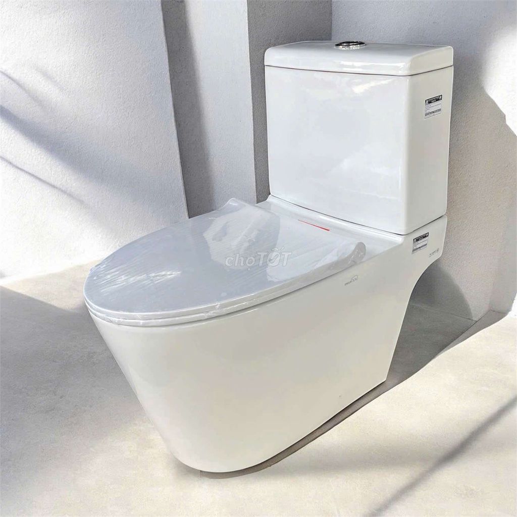 Bồn cầu két rời Men sứ nano Trắng Xả xoáy 3/6L. Mua bán Thiết bị vệ sinh, nhà tắm tại Quận Liên Chiểu Đà Nẵng được đăng bởi BINH MINH hình 1