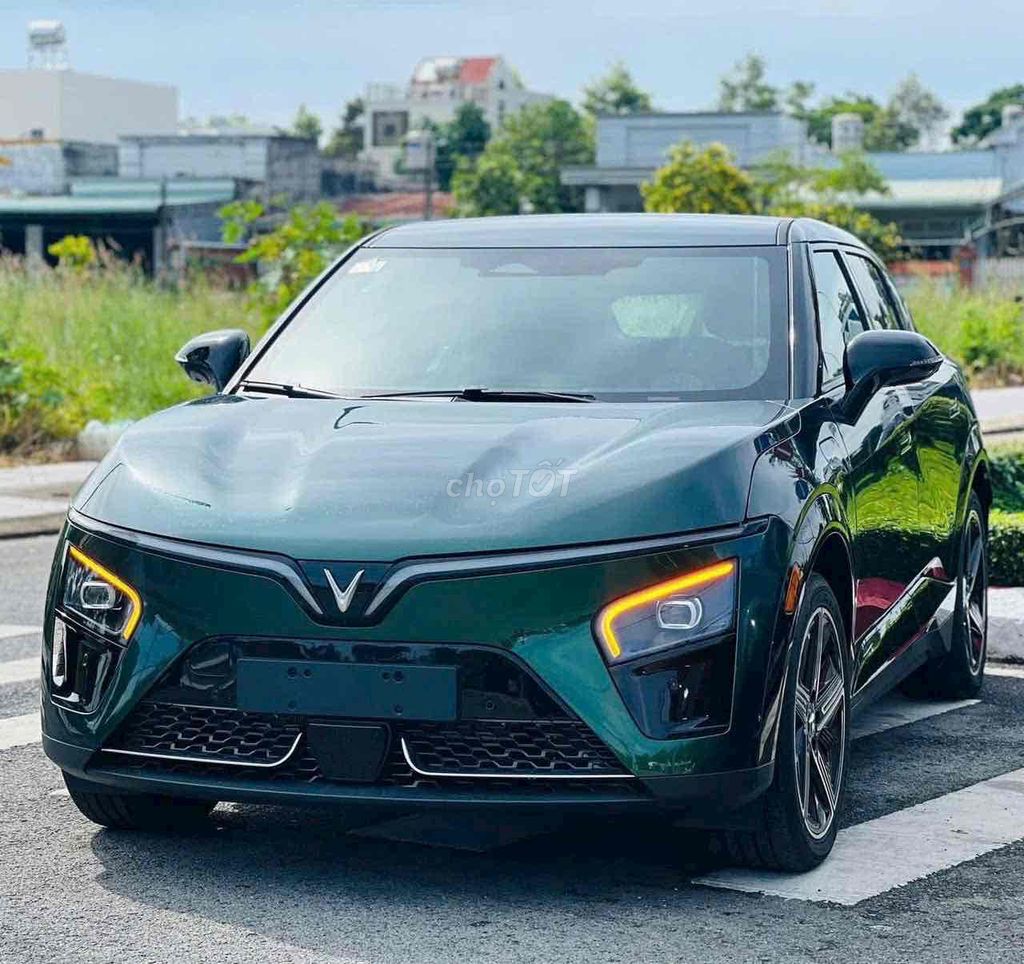 SỞ HỮU VINFAST VF7 DỄ DÀNG CHỈ 150TR NHẬN XE. Mua bán Ô tô tại Thành phố Thủ Đức Tp Hồ Chí Minh được đăng bởi Kỳ Nguyễn VinFast hình 2