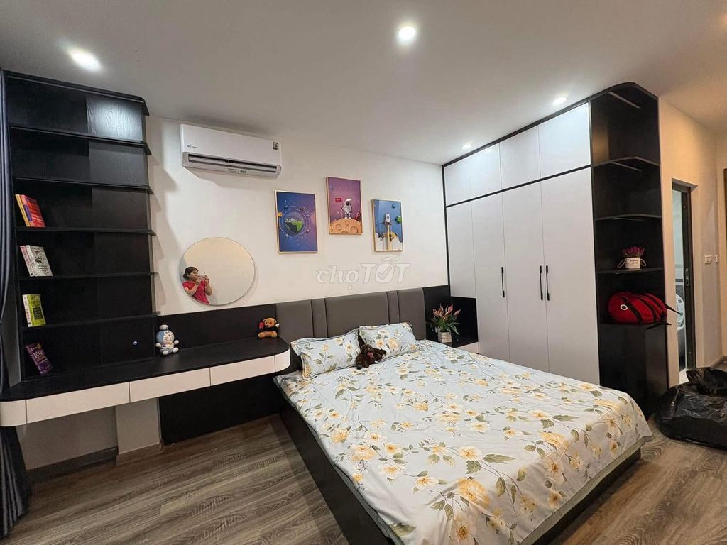 BÁN NHÀ Ở VÕ CHÍ CÔNG - 35M2 -THANG MÁY - OTO ĐỖ CỬA - 40M RA MẶT PHỐ. Mua bán nhà ở tại Quận Tây Hồ Hà Nội được đăng bởi Nguyễn Việt Anh hình 1