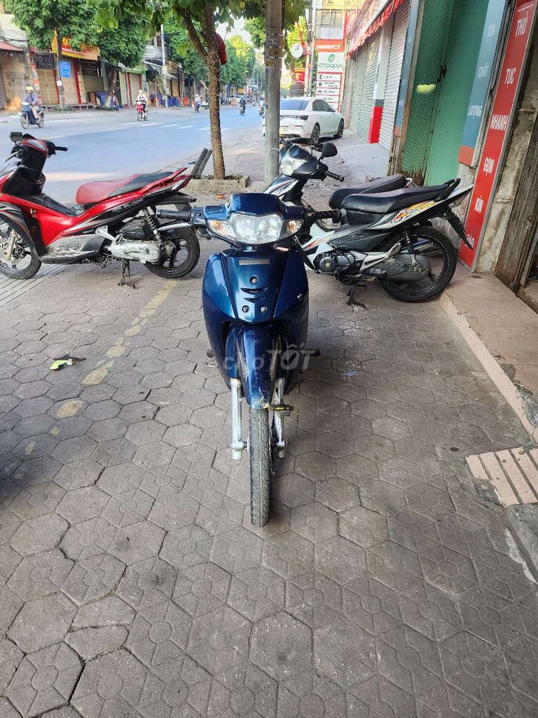 Cần bán xe như hình máy móc ok luôn. Mua bán Xe máy tại Quận Kiến An Hải Phòng được đăng bởi Hà Minh Tuấn hình 4