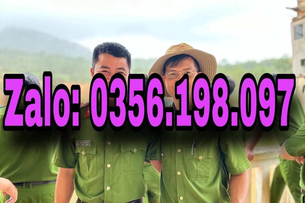 Chú CÔNG AN bán GIÀY CHÍNH HÃNG tại undefined undefined hình 1