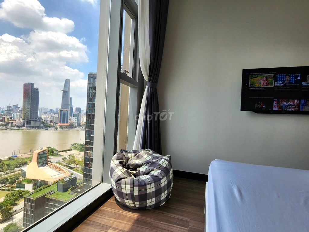 Cho thuê căn hộ Thủ Thiêm 1PN DT 64m2 view sông thoáng mát