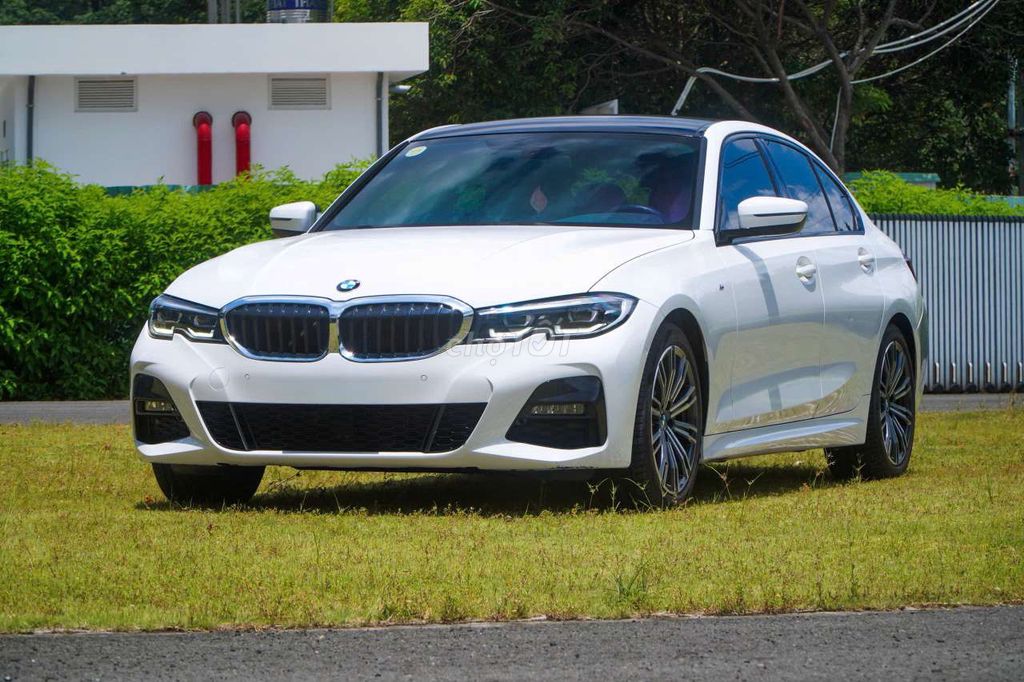 BMW 320i M SPORT 2022, 1 владелец, ухоженная, отличное состояние