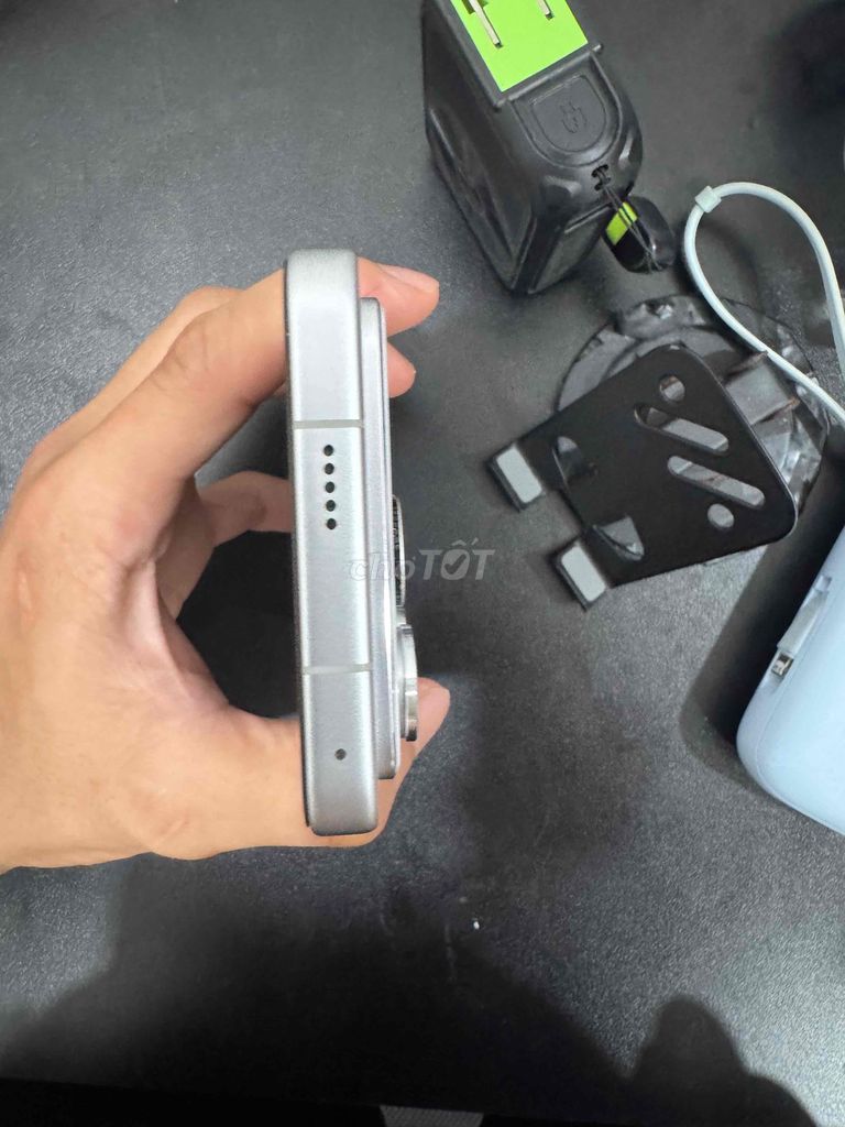Honor 16GB/512GB Trắng 99% mới. Mua bán Điện thoại tại Huyện Hóc Môn Tp Hồ Chí Minh được đăng bởi Tien Dat Nguyen hình 1