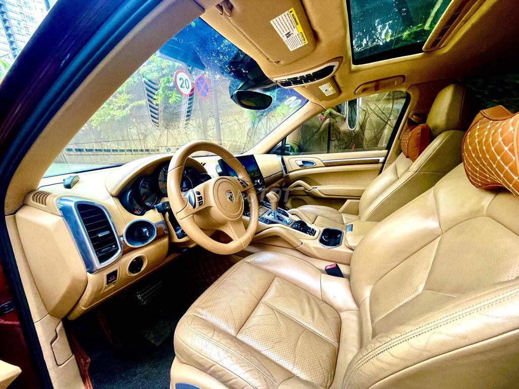 Porsche Cayenne 2011 - 70000 km -  nhà dùng.. Mua bán Ô tô tại Quận Gò Vấp Tp Hồ Chí Minh được đăng bởi Kevin hình 6