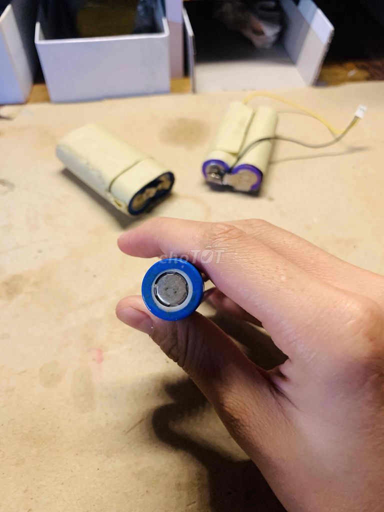 Pin sạc dự phòng Xanh dương Sạc nhanh Nhỏ gọn. Mua bán Phụ kiện (Màn hình, Chuột...) tại Huyện Đắk Tô Kon Tum được đăng bởi Tên chưa cung cấp hình 1