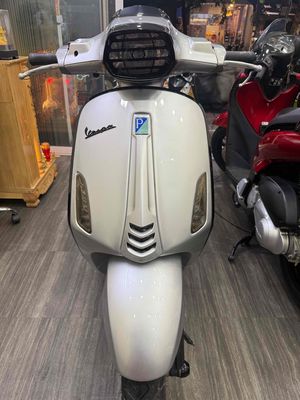 Vespa sprint bạc posche , chính chủ. Mua bán Xe máy tại Quận 11 Tp Hồ Chí Minh được đăng bởi Thành Phú