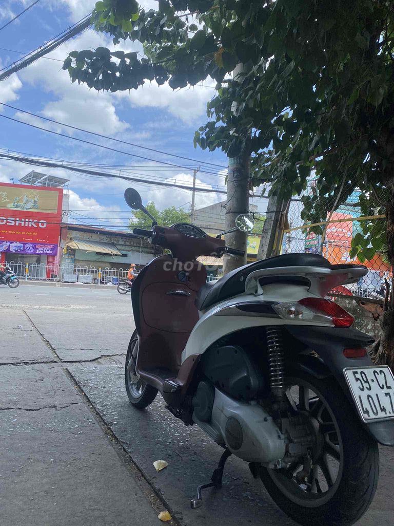 Piaggio Liberty Fi 125 3Vie 2014 trắng Zin100%. Mua bán Xe máy tại Quận Bình Tân Tp Hồ Chí Minh được đăng bởi Anh khuê hình 6