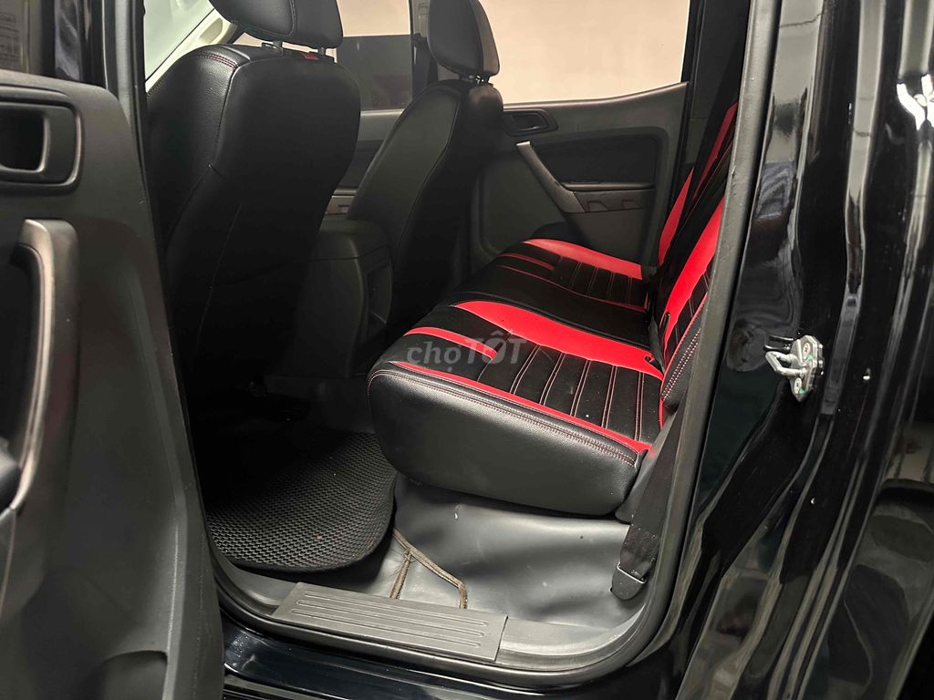 Ford Ranger 2017 XLS 2.2 4x2 MT - 30000 km. Mua bán Ô tô tại Thị xã Bình Minh Vĩnh Long được đăng bởi Thạnh hình 11