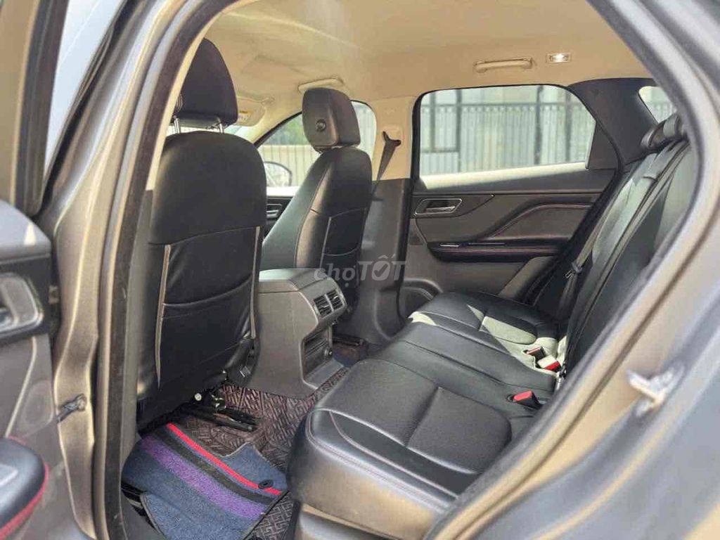 Chính chủ cần tiền chào Bán xe Jaguar 2016. Mua bán Ô tô tại Quận Nam Từ Liêm Hà Nội được đăng bởi Quốc Toản hình 6