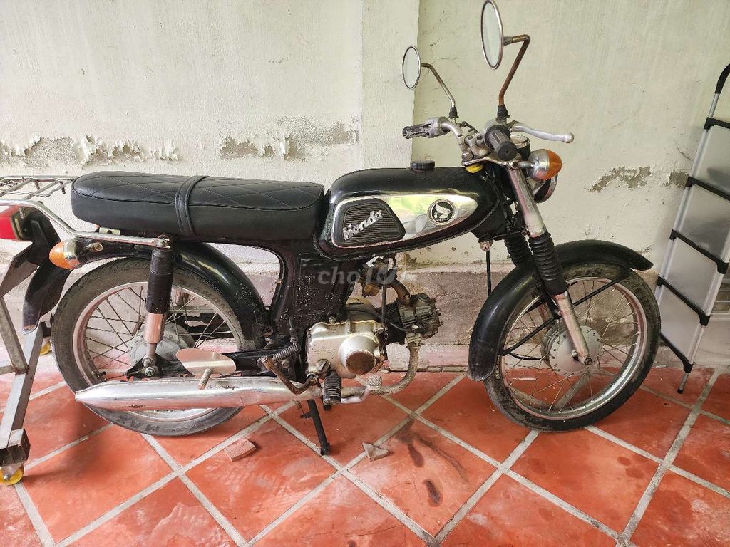 Xe 67 đạp 1 phát nổ máy. Mua bán Xe máy tại Huyện Long Hồ Vĩnh Long được đăng bởi Lợi  hình 2