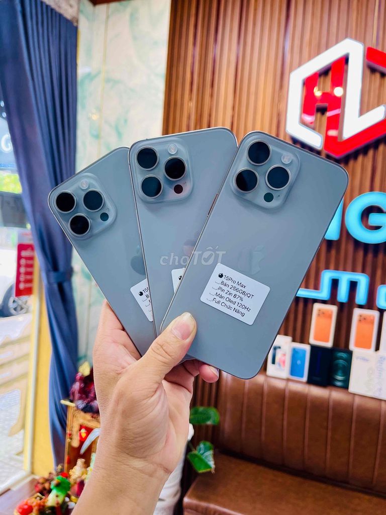 Apple iPhone 15 Pro Max 256GB Titan Tự Nhiên 99%. Mua bán Điện thoại tại Thành phố Huế Thừa Thiên Huế được đăng bởi Hoàng Công khả  hình 1