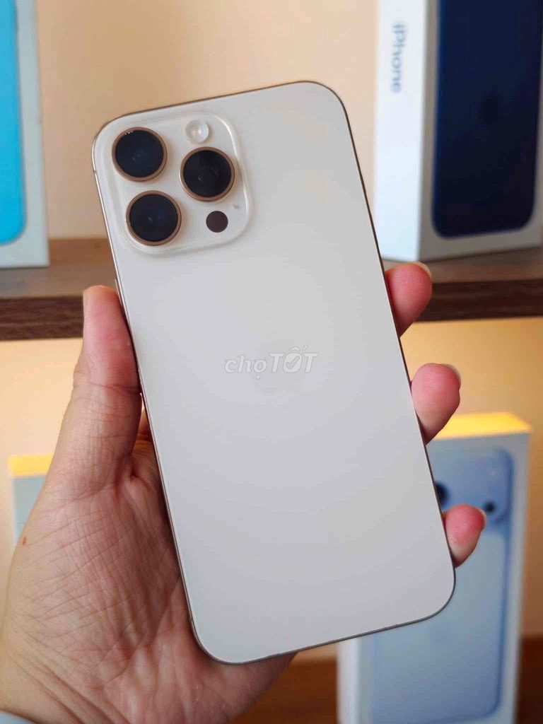 Apple iPhone 16 Pro Max 256GB Vàng Sa mac Full Zin. Mua bán Điện thoại tại Huyện Mỏ Cày Bắc Bến Tre được đăng bởi ttmcb hình 1