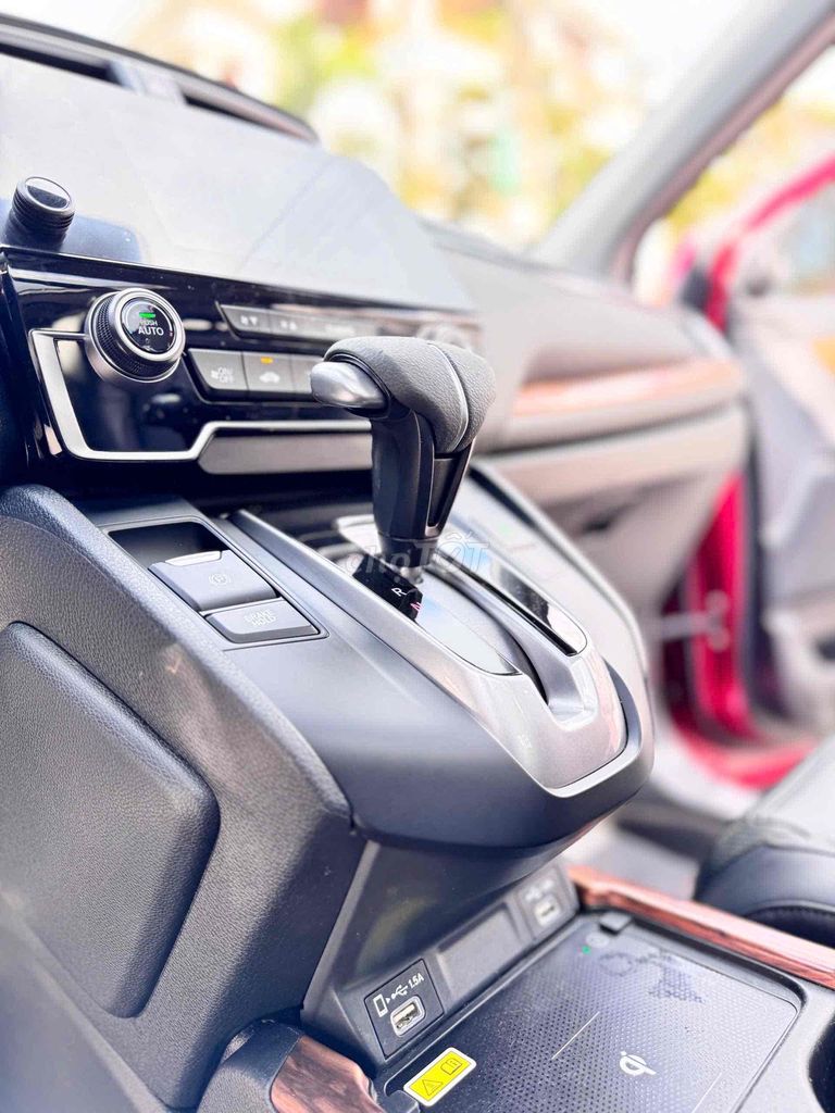 Honda CR V 2020 phien ban Sensing, rất đẹp!. Mua bán Ô tô tại Quận Gò Vấp Tp Hồ Chí Minh được đăng bởi Ms Thư  hình 6