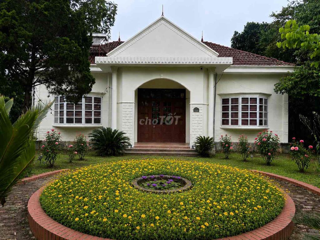 CHÍNH CHỦ CHO THUÊ NHÀ VƯỜN FULL TIỆN ÍCH 3000m2