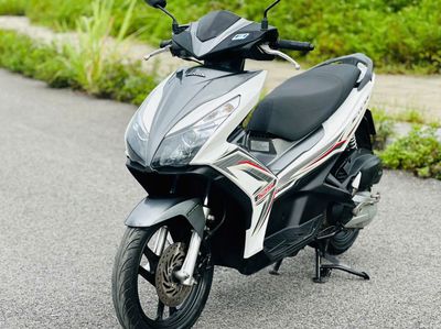 Honda Air blade 125 Fi trắng xám nguyên zin biển29. Mua bán Xe máy tại Quận Cầu Giấy Hà Nội được đăng bởi Trí Thành