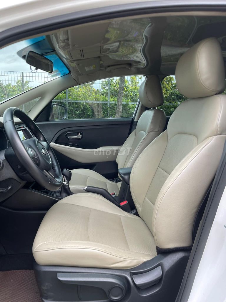 Kia Rondo 2019 số sàn màu trắng. Mua bán Ô tô tại Quận Gò Vấp Tp Hồ Chí Minh được đăng bởi Xuân Trường hình 10