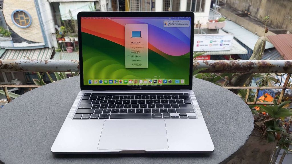 Macbook Pro 2020 GIÁ 7.800.000đ SSD 512GB