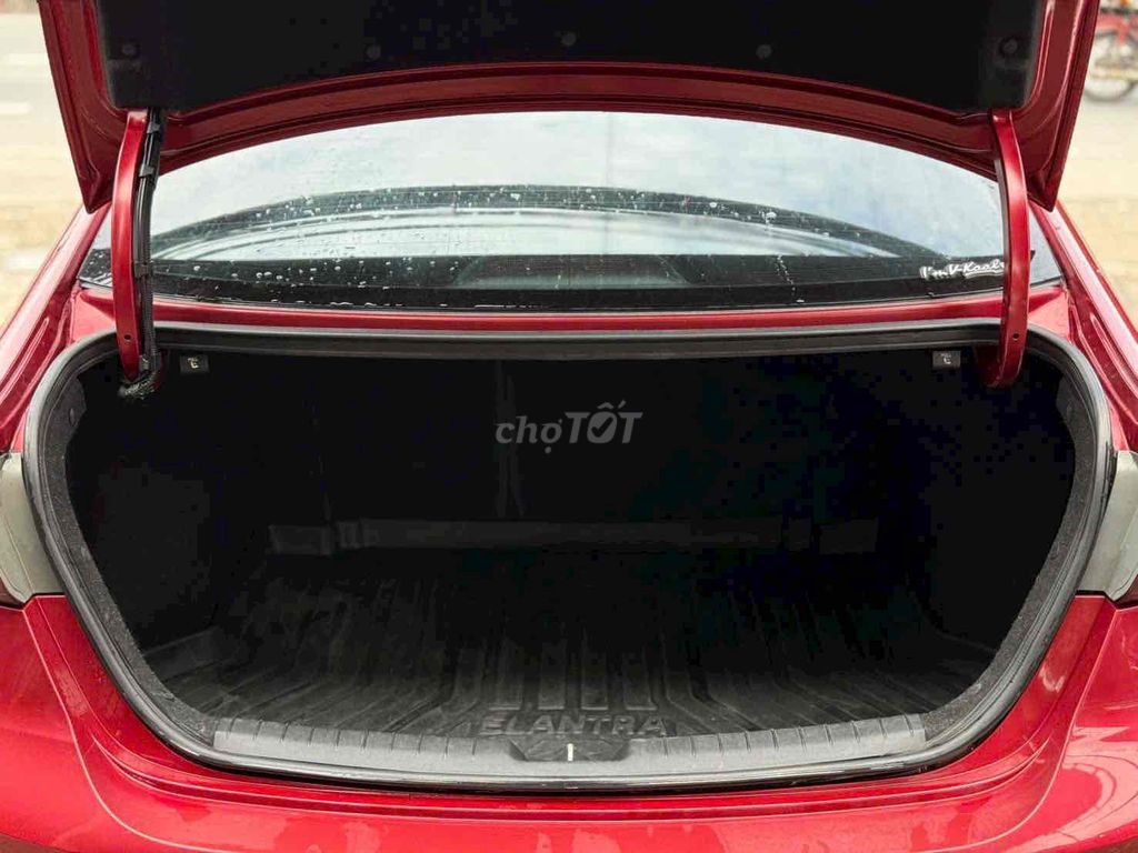 Hyundai Elantra 2019 Sport 1.6 AT - 660000 km. Mua bán Ô tô tại Thành phố Thủ Đức Tp Hồ Chí Minh được đăng bởi Thy Ôtô Cũ Miền Nam hình 17