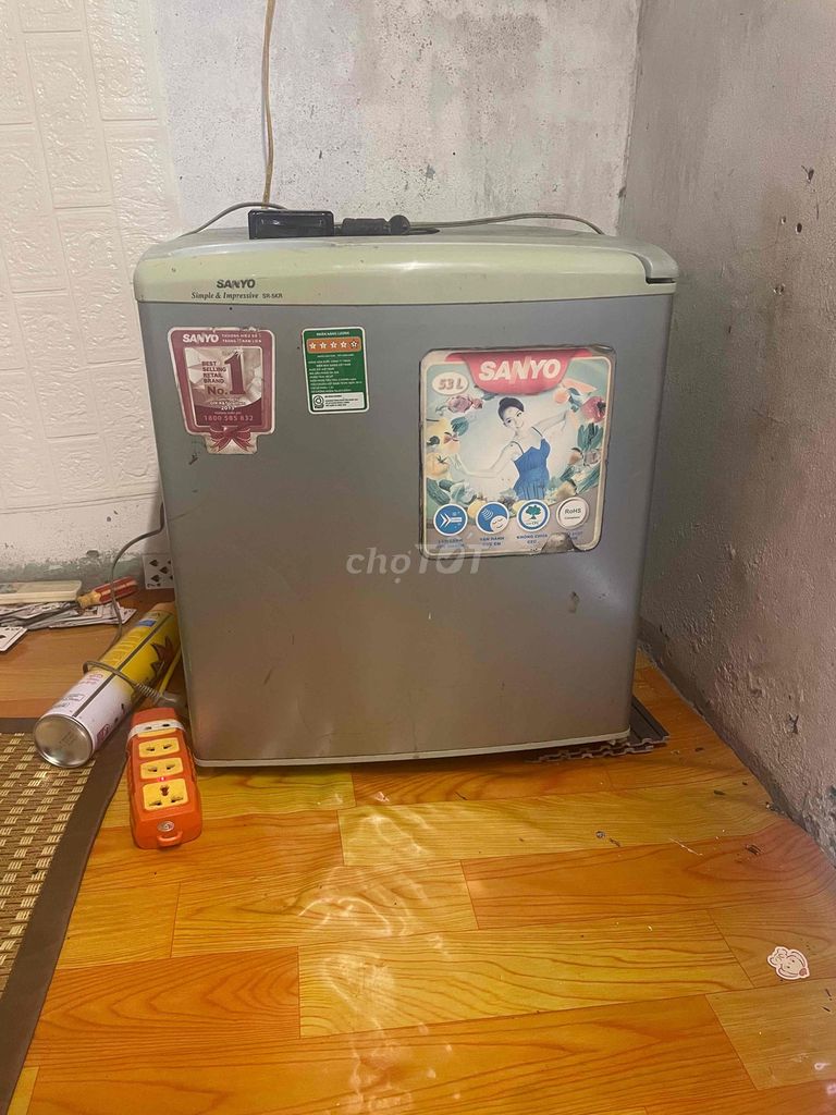 Tủ lạnh Sanyo SR-5R Xám 53L. Mua bán Tủ lạnh tại Quận Nam Từ Liêm Hà Nội được đăng bởi Tủ Lạnh Sinh Viên hình 1