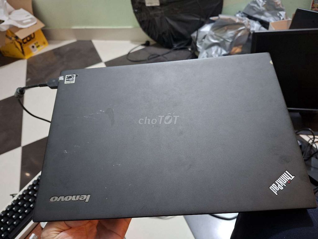 Lenovo ThinkPad T440s i5 8GB Đen. Mua bán Laptop tại Huyện Yên Phong Bắc Ninh được đăng bởi Trường Thôi Mà hình 1