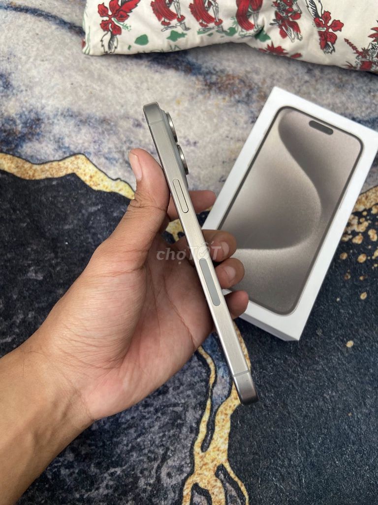 iPhone 15 Pro Max 256GB VN/A. Mua bán Điện thoại tại Quận Ngũ Hành Sơn Đà Nẵng được đăng bởi Trieu Le hình 1