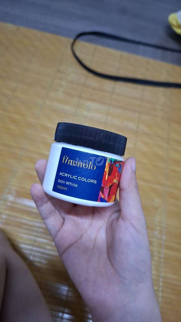 Màu vẽ acrylic Finelolo Trắng 100ml