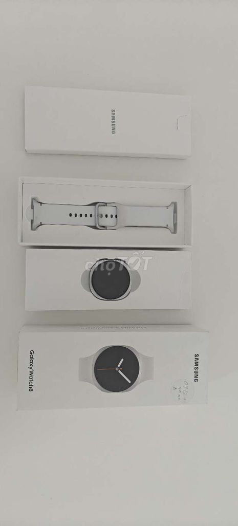 Samsung Galaxy Watch 8 40mm Bạc Như mới. Mua bán Thiết bị đeo thông minh tại Thành phố Thủ Đức Tp Hồ Chí Minh được đăng bởi Jose Manuel Moreno diaz hình 1