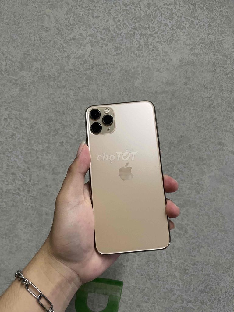 Apple iPhone 11 Pro Max 64GB Vàng Màn lô, pin thay. Mua bán Điện thoại tại Quận Bình Thạnh Tp Hồ Chí Minh được đăng bởi Tran Thanh Nhut hình 1