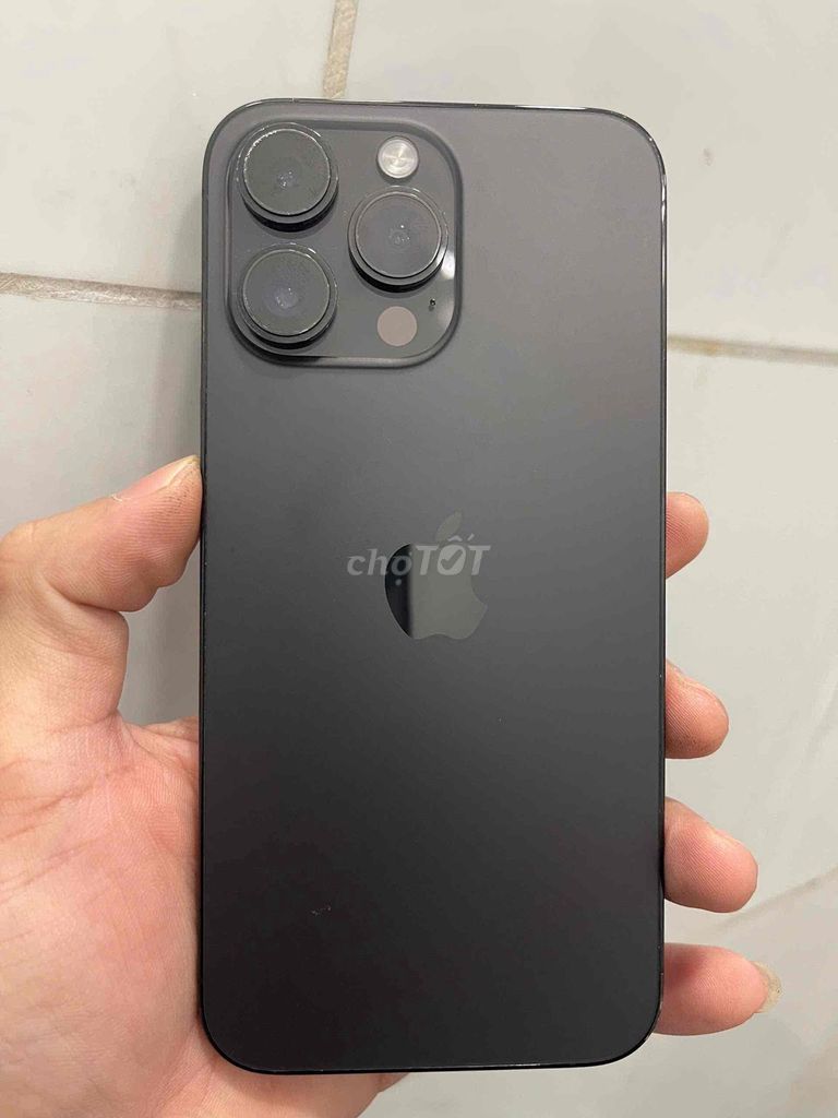 Apple iPhone 14 Pro Max 256GB Đen Đã sử dụng. Mua bán Điện thoại tại Thành phố Thủ Dầu Một Bình Dương được đăng bởi Phong Trần hình 1