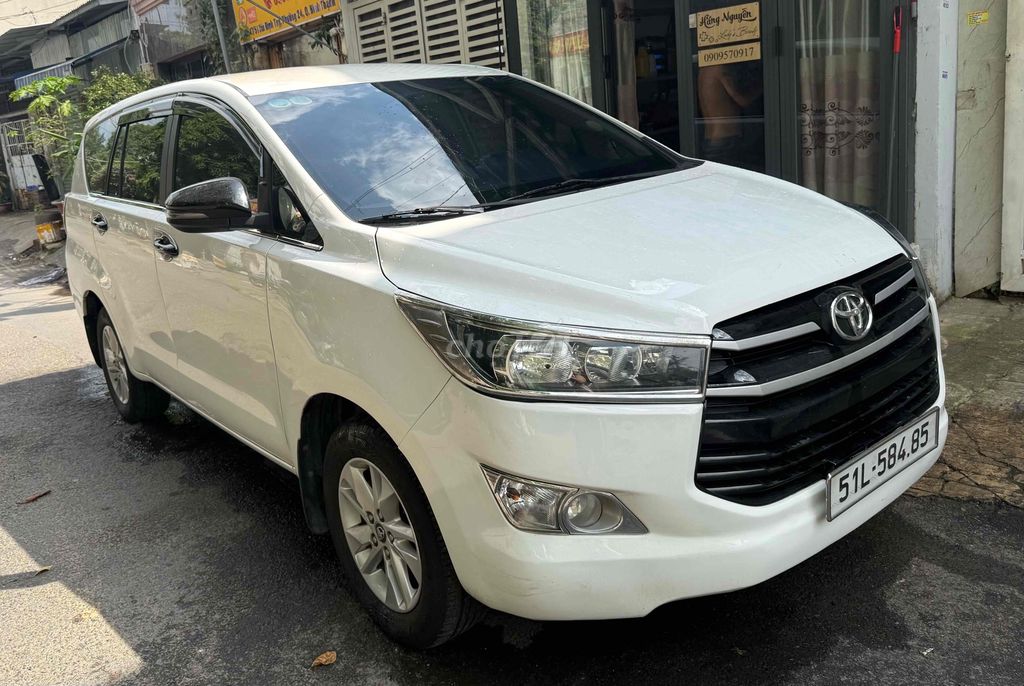 Toyota Innova 2018 - 120000 km. Mua bán Ô tô tại Quận Bình Thạnh Tp Hồ Chí Minh được đăng bởi Ngọc Hằng hình 5