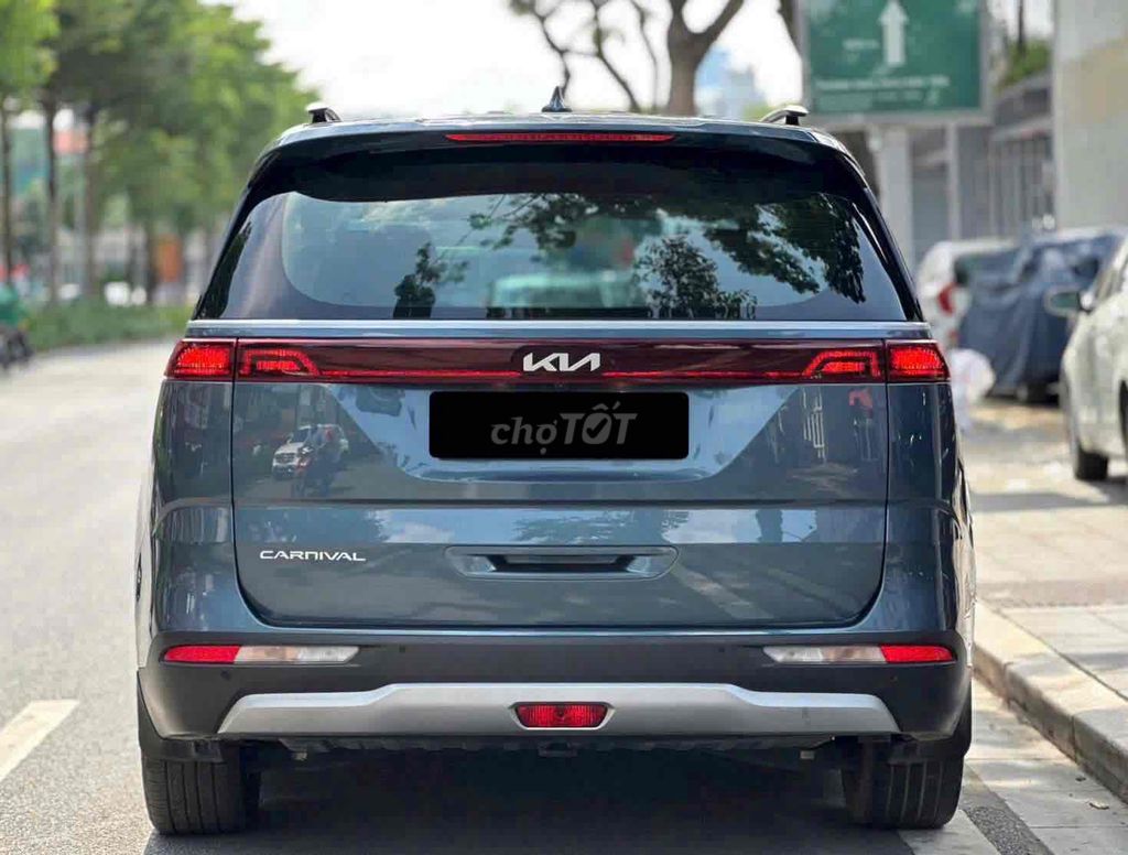 Kia Carnival 2.2D Luxury sx 2022 màu xanh. Mua bán Ô tô tại Quận Cầu Giấy Hà Nội được đăng bởi Cao Quý hình 3