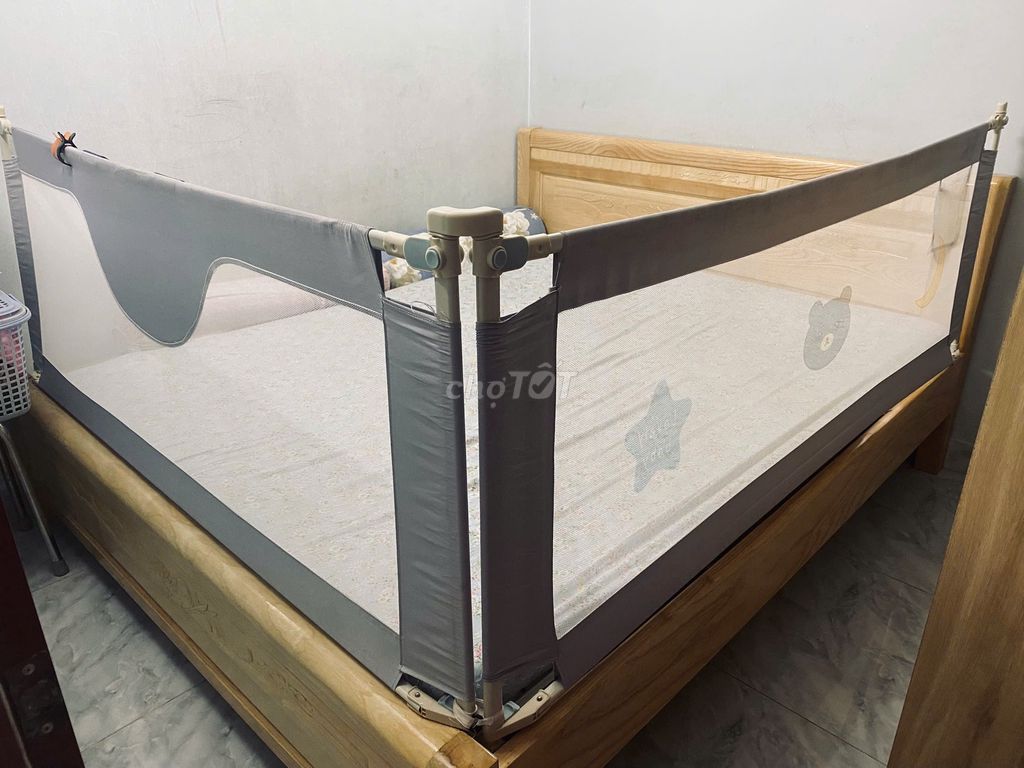 Thanh chắn giường Vải Xám 1.8m x 2m. Mua bán Giường, chăn ga gối nệm tại Thành phố Vũng Tàu Bà Rịa - Vũng Tàu được đăng bởi HomeCleaner hình 1