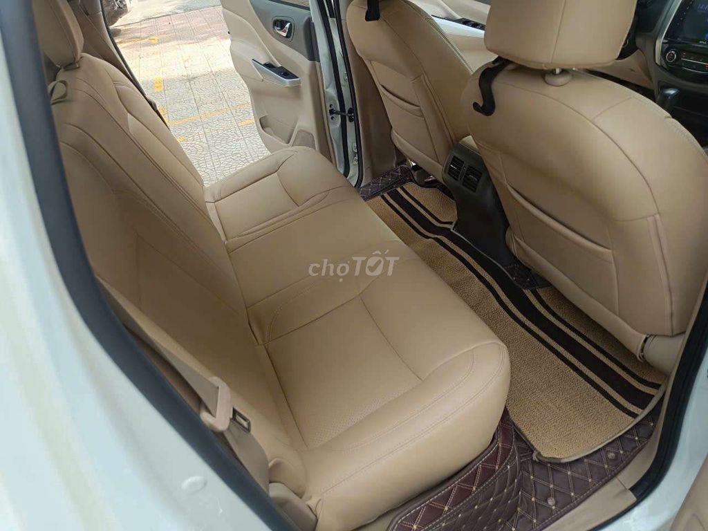 Navara 2018 EL Premium R - 14000 km. Mua bán Ô tô tại Quận Cầu Giấy Hà Nội được đăng bởi Hà Châu Tuyền hình 16