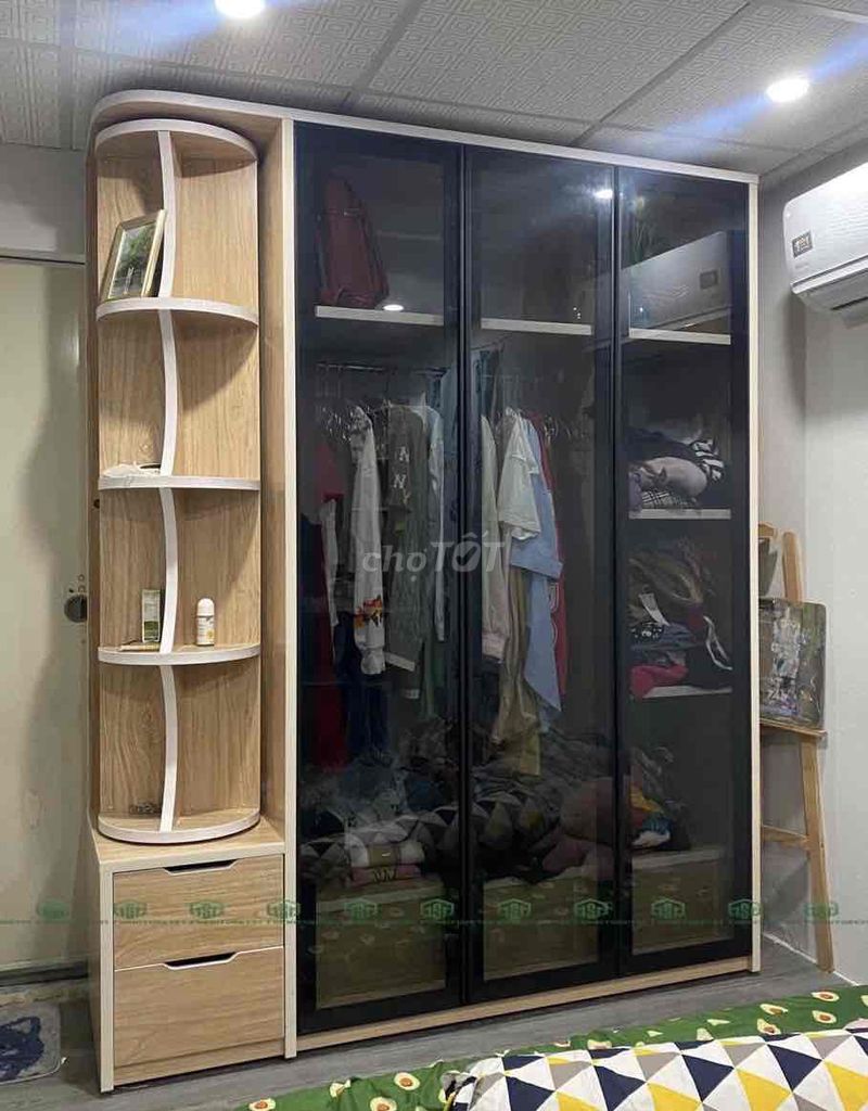 Tủ kính cường lực sang trọng, hiện đại. Mua bán Tủ, kệ gia đình tại Quận Thanh Khê Đà Nẵng được đăng bởi Nội thất bếp trọn gói TST  hình 1