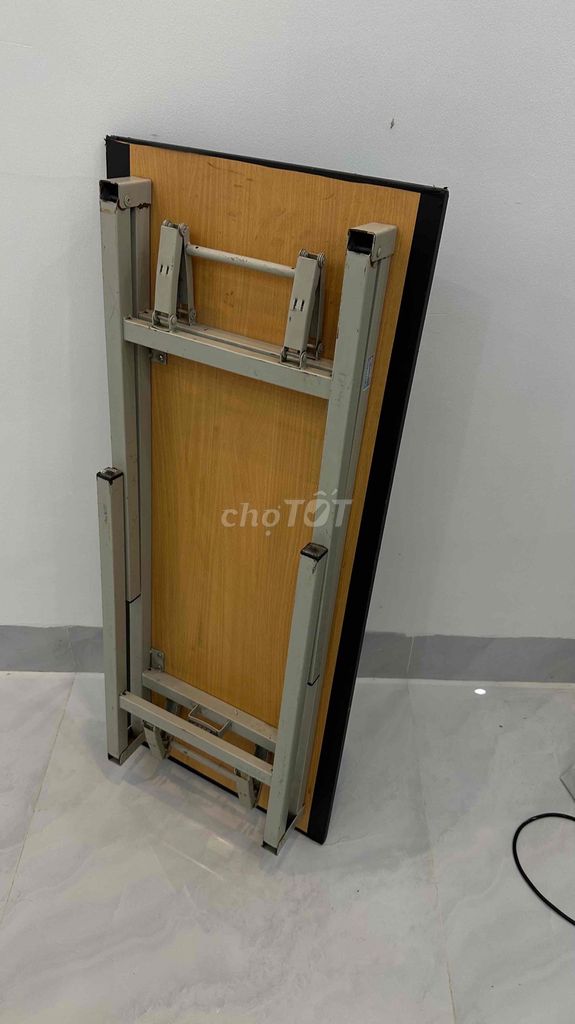 Bàn học Xuân Hòa Gỗ ép Sắt Nâu Đen. Mua bán Bàn ghế tại Quận Ninh Kiều Cần Thơ được đăng bởi Khánh hình 1
