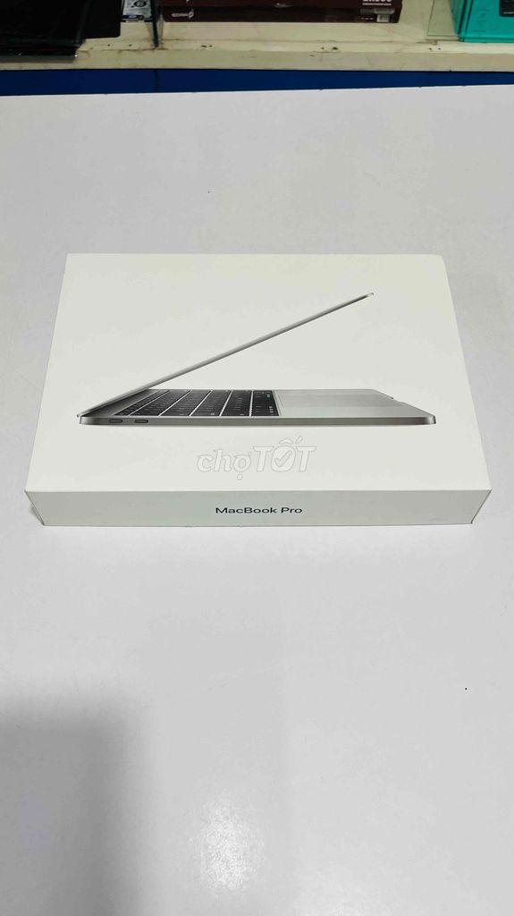 MacBook Pro 2017 I5 8G/256G 99% Fullbox. Mua bán Laptop tại Quận Ô Môn Cần Thơ được đăng bởi Vi Tính Tấn Nguyên hình 1