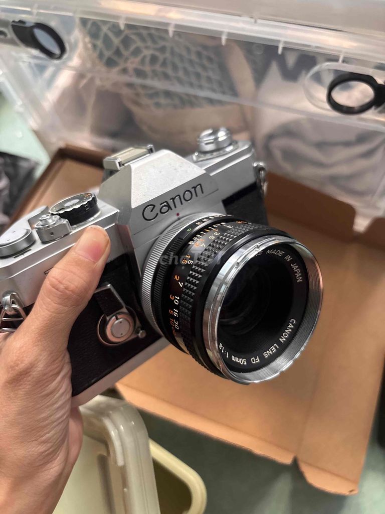 Máy ảnh film Canon FTb. Mua bán Máy ảnh, Máy quay tại Quận 7 Tp Hồ Chí Minh được đăng bởi Vy Nguyễn hình 1
