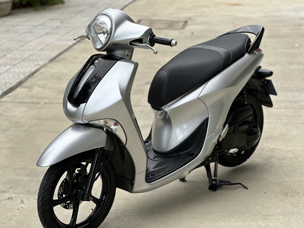 Janus bạc màu đẹp ghê ACE ơi. Mua bán Xe máy tại Quận Cẩm Lệ Đà Nẵng được đăng bởi Xe Máy Đức Vũ 658 Trần Cao Vân hình 6