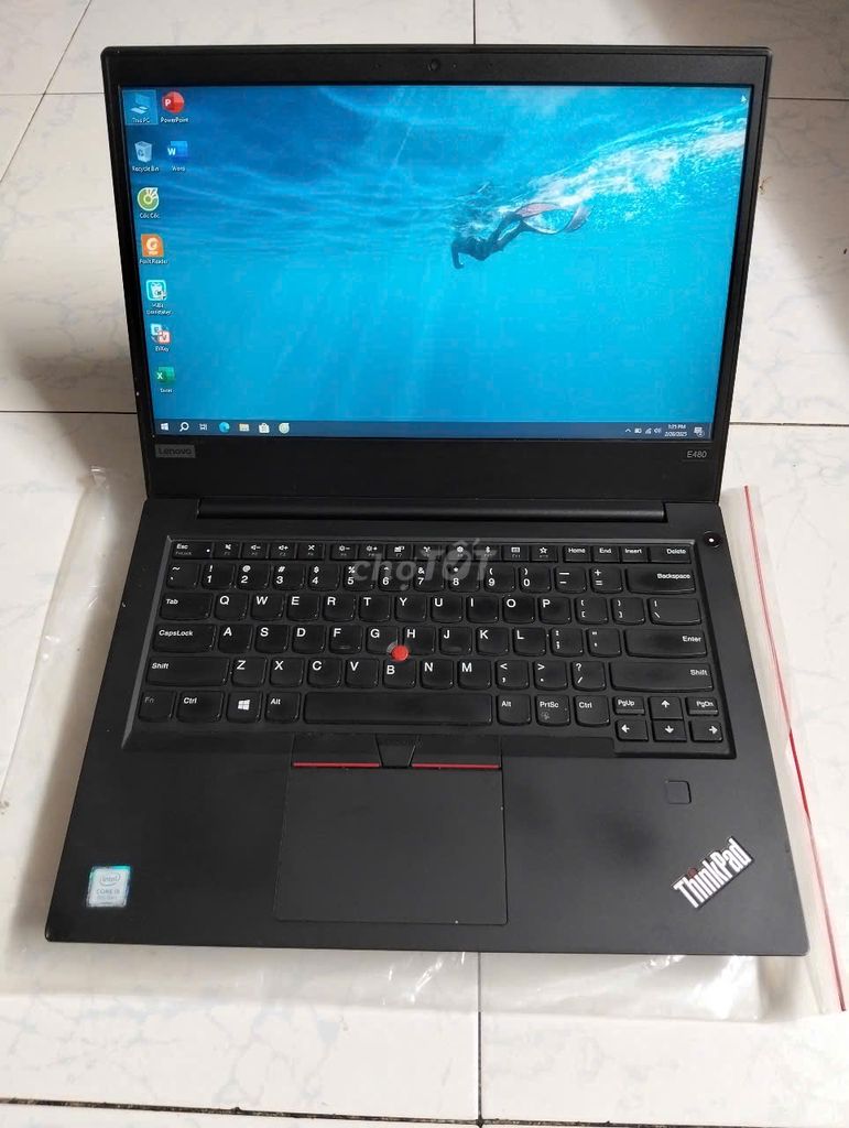 Lenovo E480, Core i5 gen 8, Ram 8G, SSD 256G