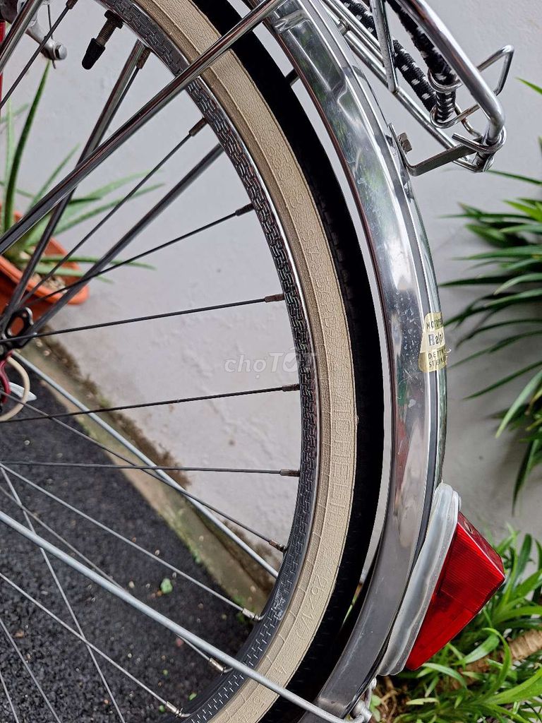 Peugoet nam đỏ đun đời 1972 zin 100%.. Mua bán Xe đạp tại Quận Tây Hồ Hà Nội được đăng bởi Nguyễn Tuấn Long hình 17